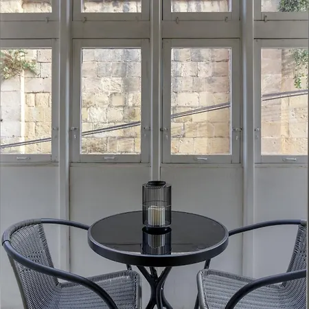 Authentic With Maltese Balcony In Bormla By 360 Estates Ta' Penza