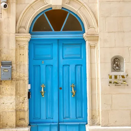 Authentic With Maltese Balcony In Bormla By 360 Estates