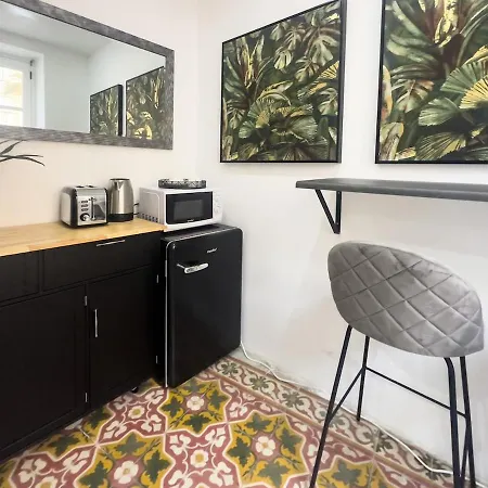 Apartment Authentic With Maltese Balcony In Bormla By 360 Estates *