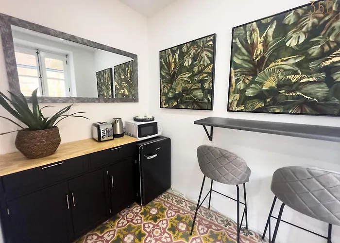 Appartement Authentic With Maltese Balcony In Bormla By 360 Estates *