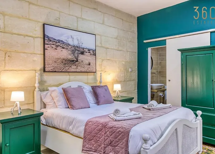 Authentic With Maltese Balcony In Bormla By 360 Estates Appartement Ta' Penza