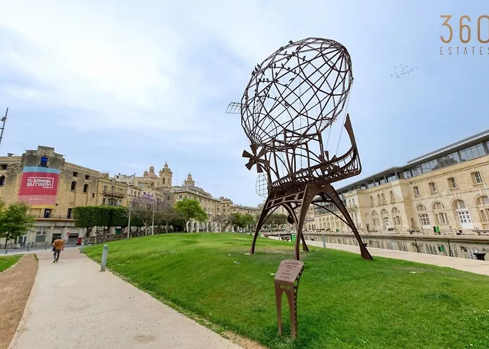 아파트 Authentic With Maltese Balcony In Bormla By 360 Estates