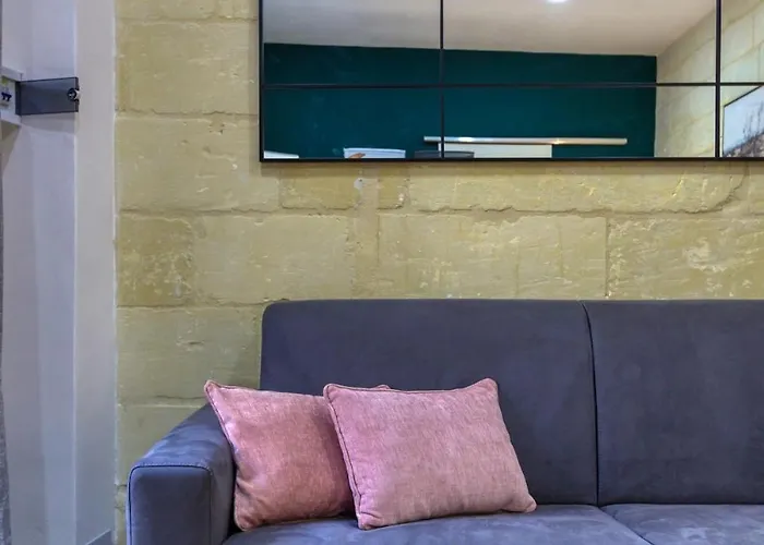 Appartement Authentic With Maltese Balcony In Bormla By 360 Estates Ta' Penza