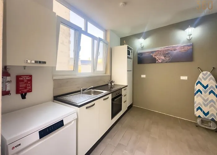 Authentic With Maltese Balcony In Bormla By 360 Estates Appartement Ta' Penza